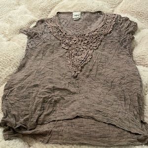 Daytrip women’s lace t shirt